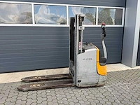 Still - 2013 - exv 12 li - stapelaar - afbeelding 5 van  5