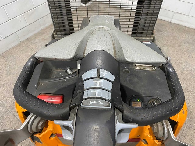 Still - 2014 - exd-sf20 - stapelaar - afbeelding 5 van  9