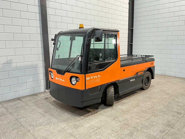 Still - 2014 - r07-25 - industriële trekker - afbeelding 11 van  18