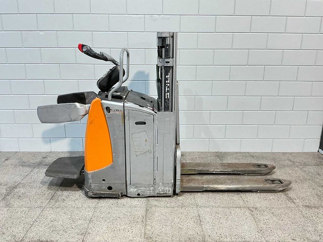 Still - 2015 - exd-sf20 - stapelaar - afbeelding 12 van  16