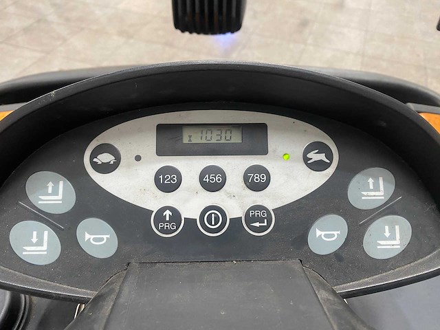 Still - 2015 - kanvan10 - industriële trekker - afbeelding 2 van  11