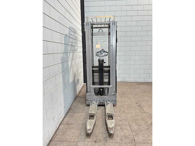 Still - 2016 - exv-sf14 - 4.8m triplex - stapelaar - afbeelding 16 van  17
