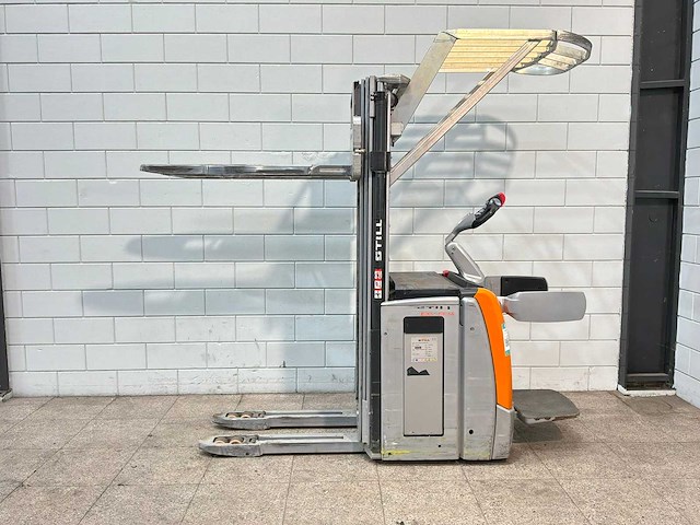 Still - 2016 - exv-sf14 - 4.8m triplex - stapelaar - afbeelding 12 van  17