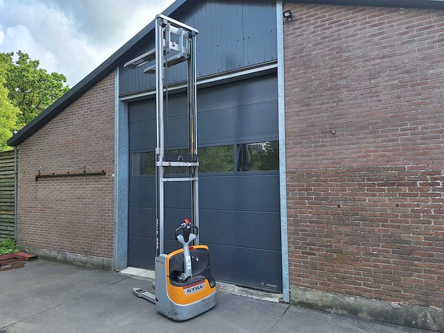 Still - 2017 - exv12 - stapelaar - afbeelding 3 van  10