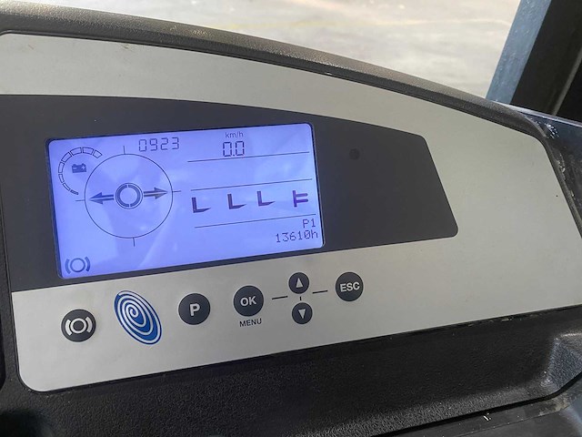 Still - 2017 - fm-x10 - reach truck triplex - free-lift - afbeelding 2 van  15