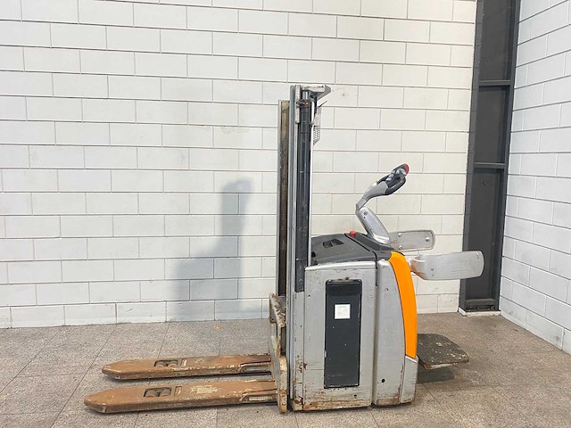 Still - 2019 - exv-sf14 - stapelaar - afbeelding 1 van  11