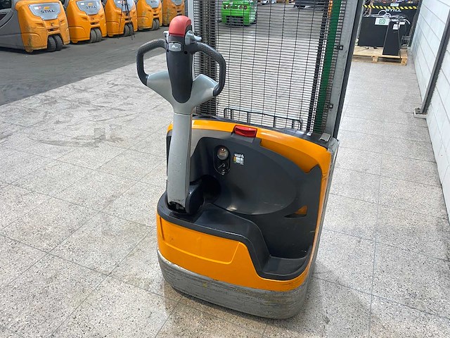 Still - 2019 - exv12 - stapelaar - afbeelding 3 van  10