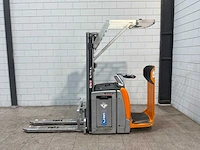 Still - 2021 - exv-sf14i - stapelaar