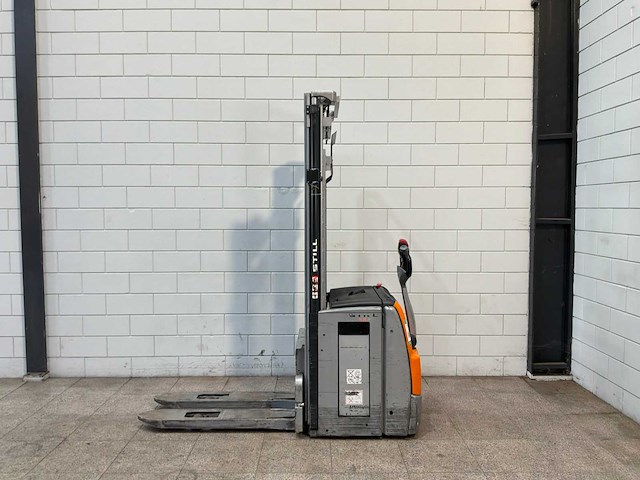 Still - 2021 - exv20 - stapelaar - afbeelding 1 van  14
