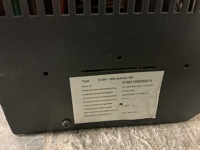 Still - 24v 35a - battery chargers - afbeelding 2 van  2