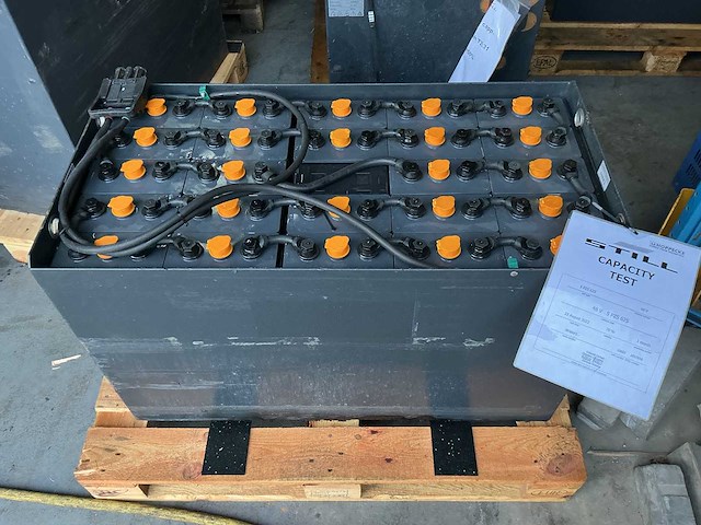 Still - 48v 5 pzs 625ah - acculaders - 2015 - afbeelding 1 van  4