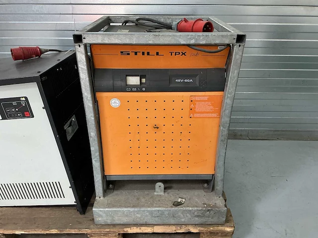 Still - 48v 60a - battery chargers - 2010 - afbeelding 1 van  3