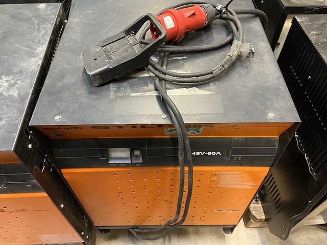 Still - 48v 90a - battery chargers - 2014 - afbeelding 1 van  2