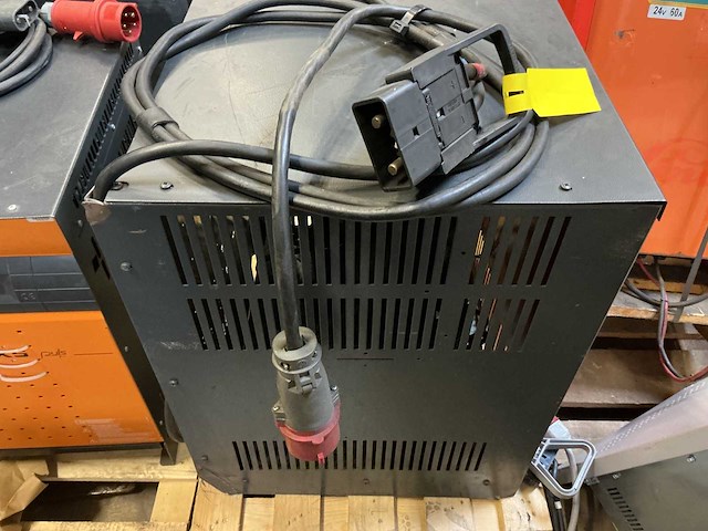 Still - 80v 170a - battery chargers - 2013 - afbeelding 2 van  3