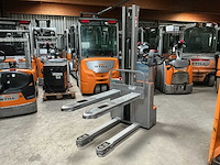 Still - ecv 10 c - stackers - 2018 - afbeelding 1 van  7