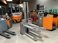 Still - ecv 10 c - stackers - 2018 - afbeelding 5 van  6