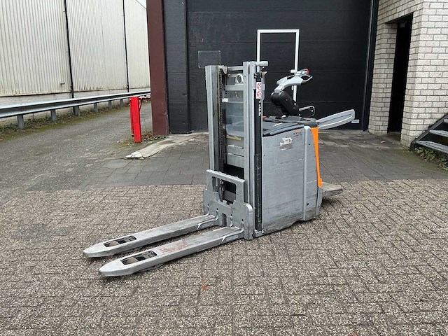 Still - exd-sf20 - stackers - 2020 - afbeelding 1 van  10