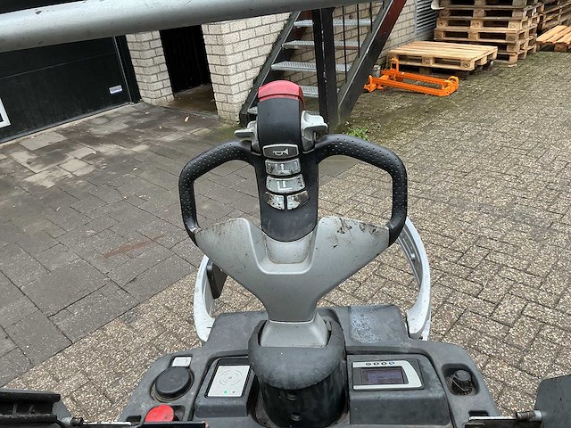 Still - exd-sf20 - stackers - afbeelding 7 van  9