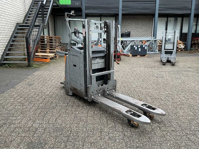 Still - exd-sf20 - stackers - afbeelding 6 van  7