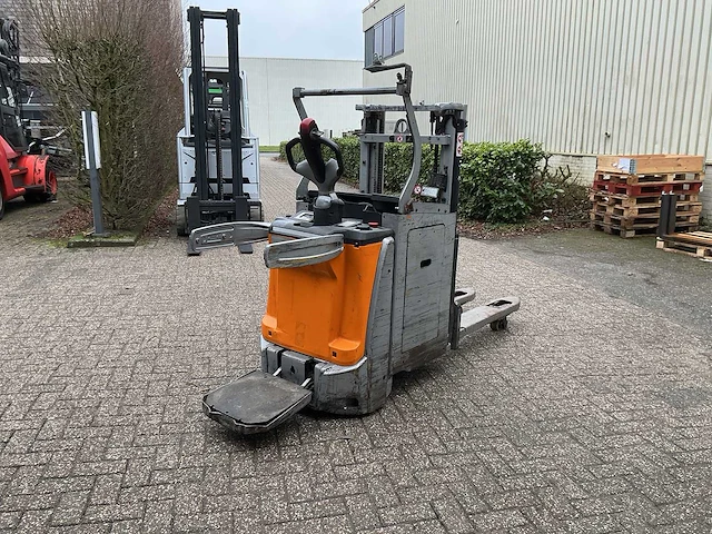 Still - exd-sf20 - stackers - afbeelding 5 van  9