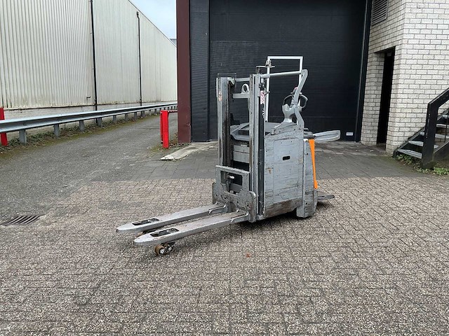 Still - exd-sf20 - stackers - afbeelding 1 van  7