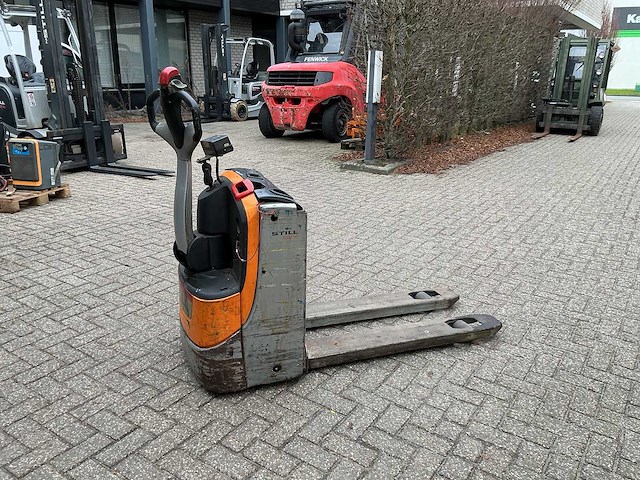 Still - exu-16 - electric pallet trucks - 2016 - afbeelding 1 van  6