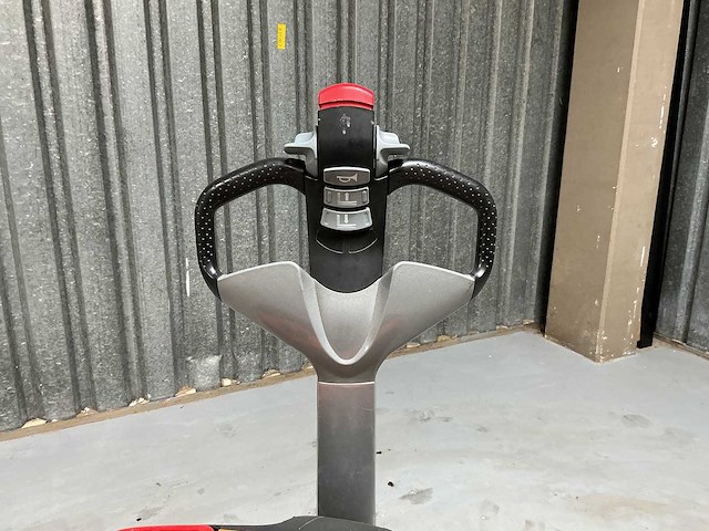 Still - exu-16 - electric pallet trucks - 2016 - afbeelding 6 van  8
