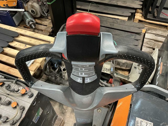 Still - exu-h20 - electric pallet trucks - 2014 - afbeelding 2 van  2