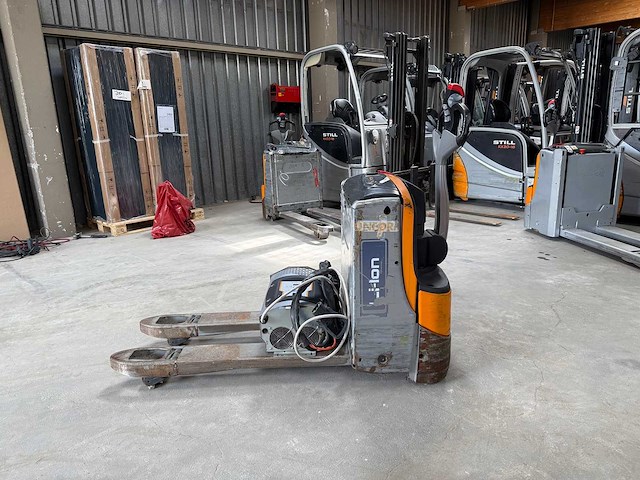 Still - exu16 - electric pallet trucks - 2020 - afbeelding 2 van  8