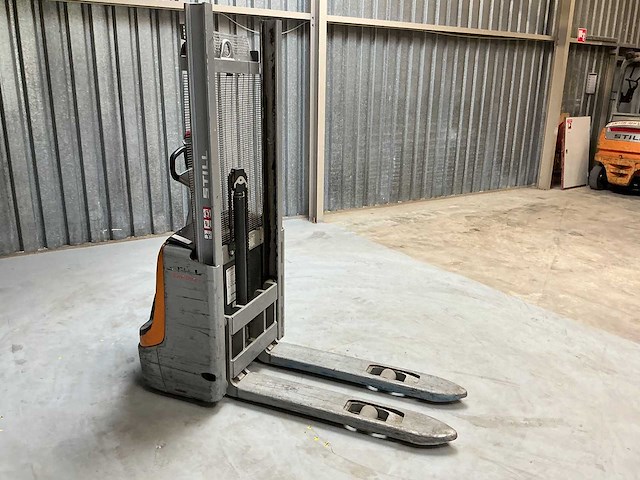 Still - exv-10 - stackers - 2017 - afbeelding 3 van  7