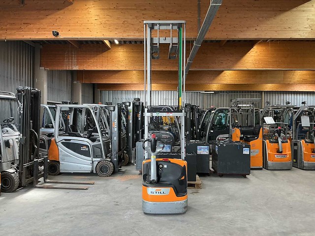 Still - exv-10 li-ion - stackers - 2020 - afbeelding 8 van  9