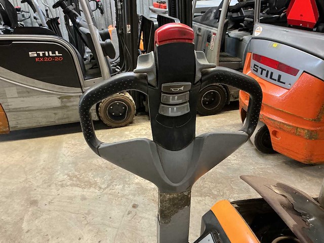 Still - exv 14 c - stackers - 2015 - afbeelding 7 van  8