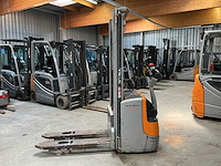 Still - exv-14c - stackers - 2019 - afbeelding 6 van  7