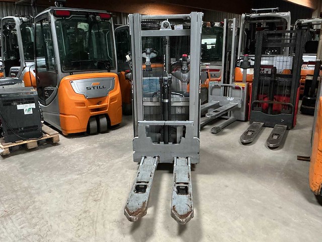 Still - exv 16i c - stackers - 2019 - afbeelding 4 van  8