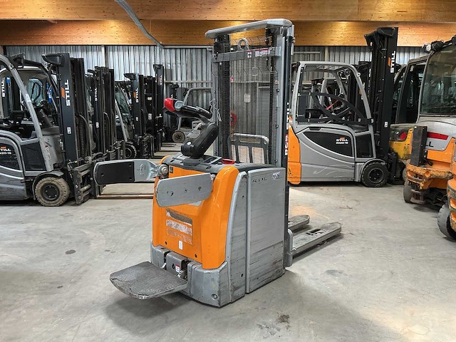 Still - exv-sf 14 - stackers - 2020 - afbeelding 3 van  7
