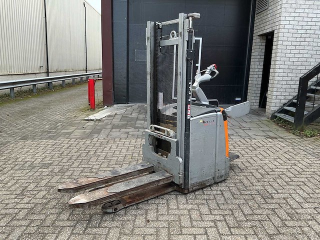 Still - exv-sf14 - stackers - 2015 - afbeelding 1 van  5