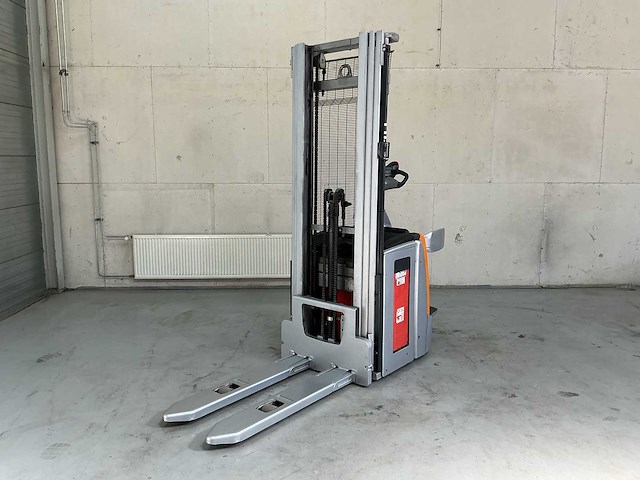 Still - exv-sf14 - stackers - 2016 - afbeelding 1 van  8