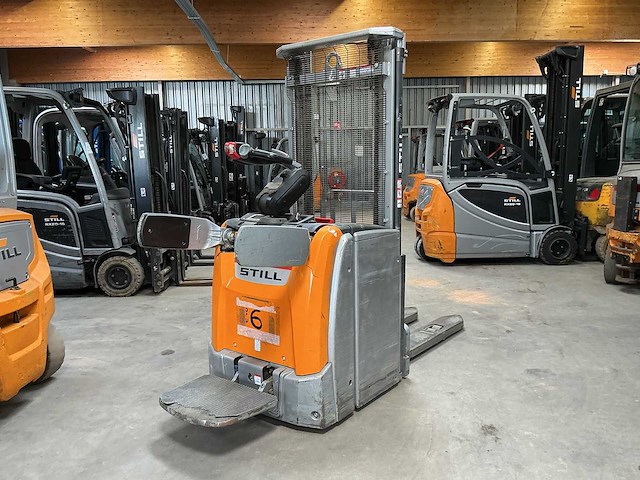 Still - exv-sf14 - stackers - 2018 - afbeelding 3 van  7