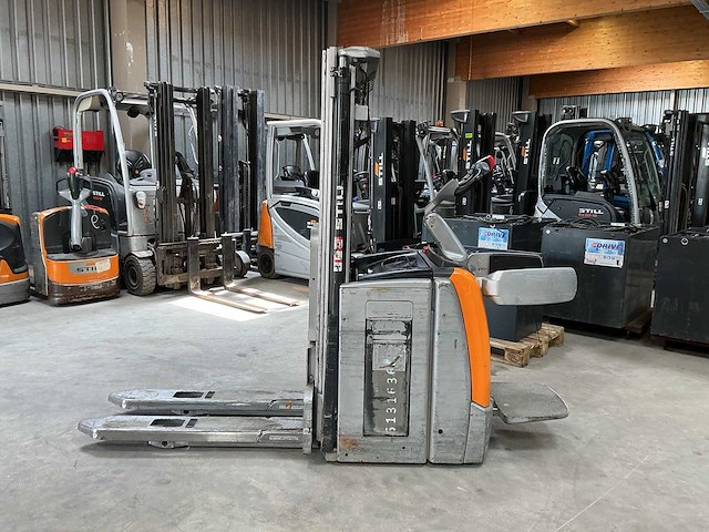 Still - exv-sf14 - stackers - 2020 - afbeelding 2 van  8