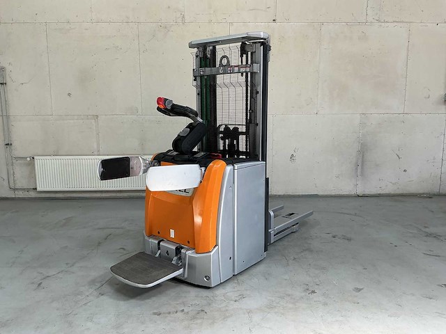 Still - exv-sf16 - stackers - 2020 - afbeelding 3 van  7