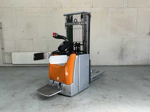 Still - exv-sf16 - stackers - 2020 - afbeelding 4 van  7