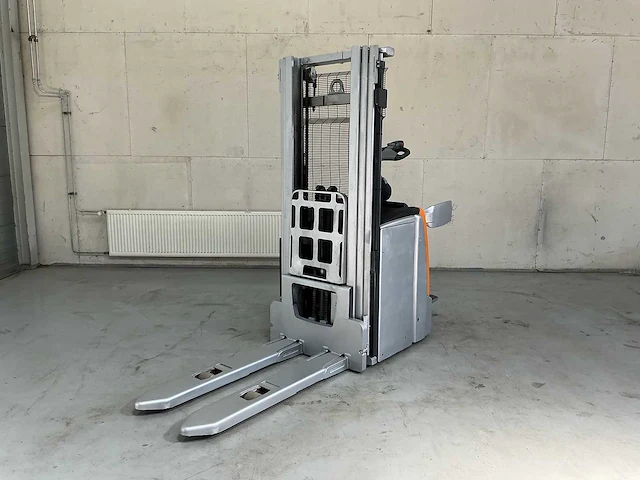 Still - exv-sf16 - stackers - 2020 - afbeelding 1 van  7