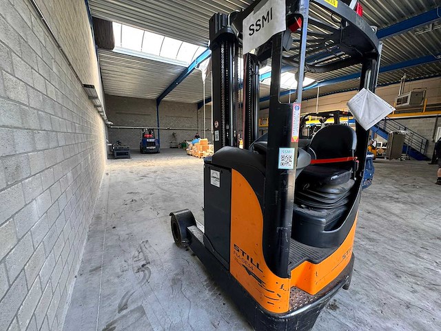 Still - fm-se-14 - reach heftruck - 2013 - afbeelding 5 van  10