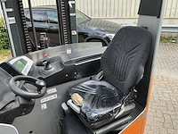 Still - fmx-12 - reach forklift - 2017 - afbeelding 8 van  11