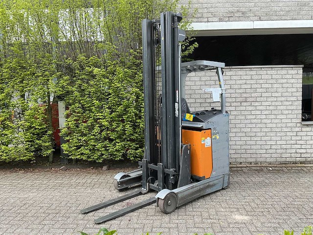 Still - fmx-14 - reach forklift - 2018 - afbeelding 1 van  8