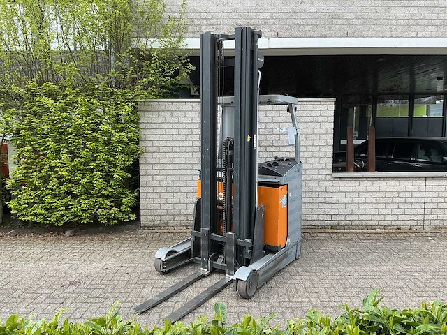 Still - fmx-14 - reach forklift - 2018 - afbeelding 1 van  8