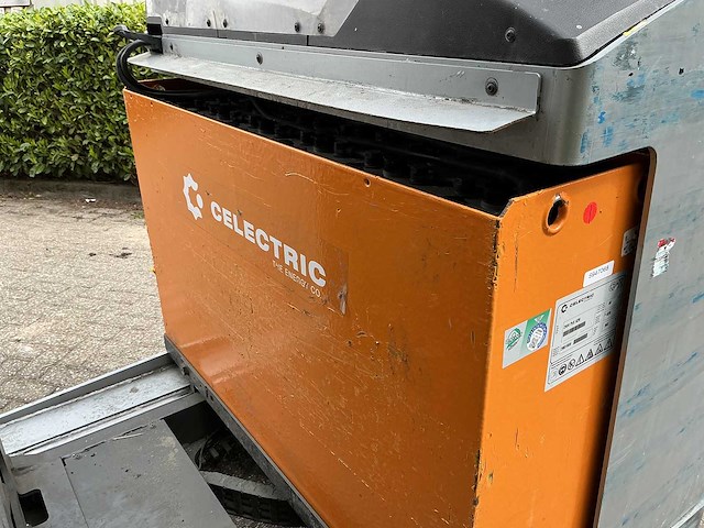 Still - fmx-14 - reach forklift - 2018 - afbeelding 8 van  8