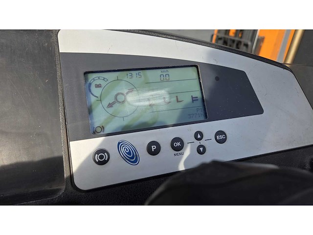 Still - fmx17 1700kg - reach forklift - 2015 - afbeelding 8 van  10