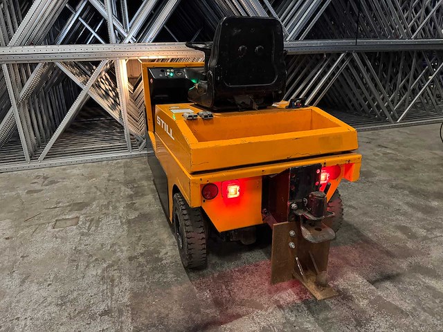 Still - r06-06 - terminaltrekker - afbeelding 2 van  12