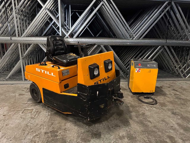 Still - r06-06 - terminaltrekker - afbeelding 1 van  12